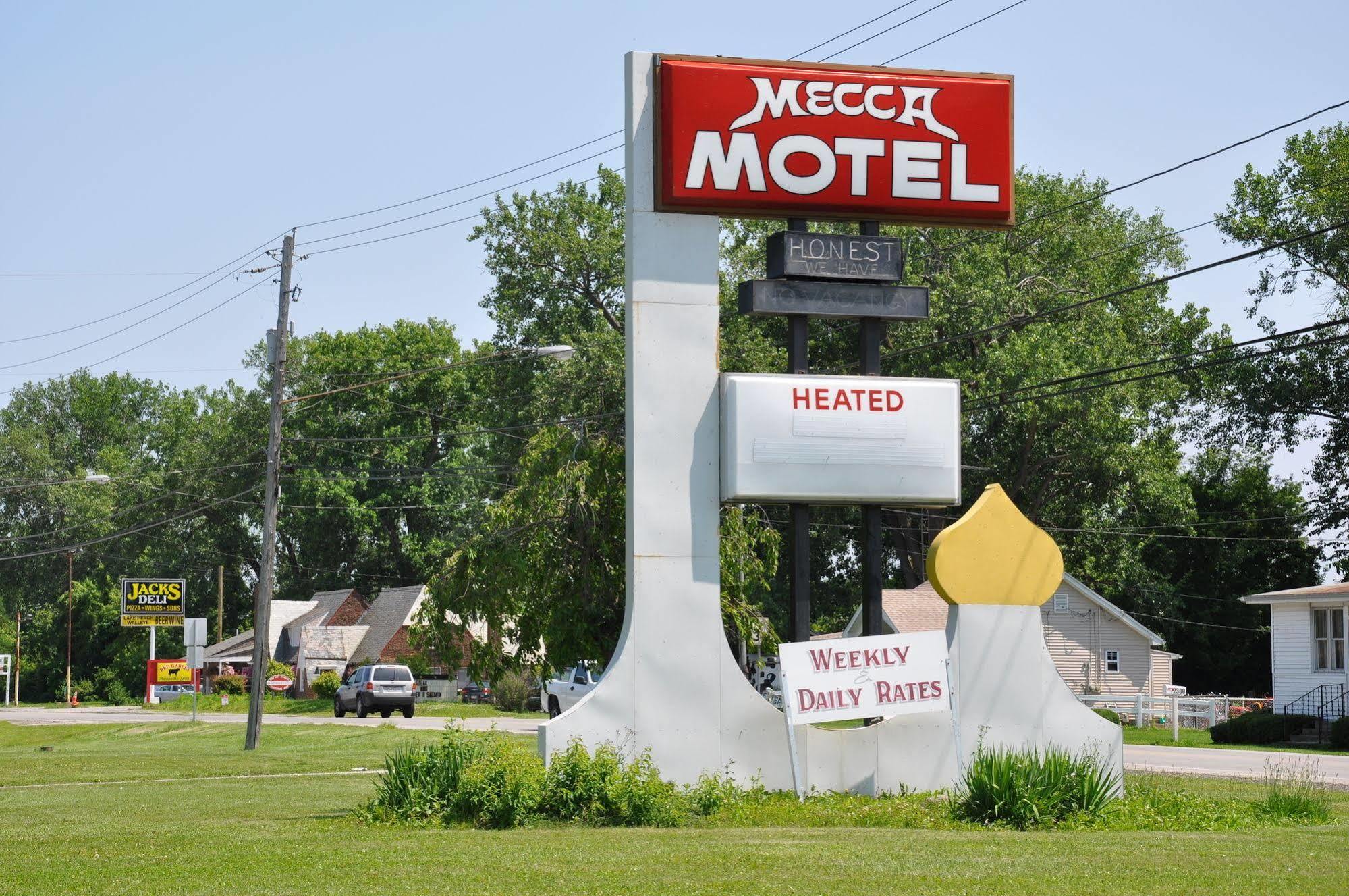 Mecca Motel Сандаски Экстерьер фото